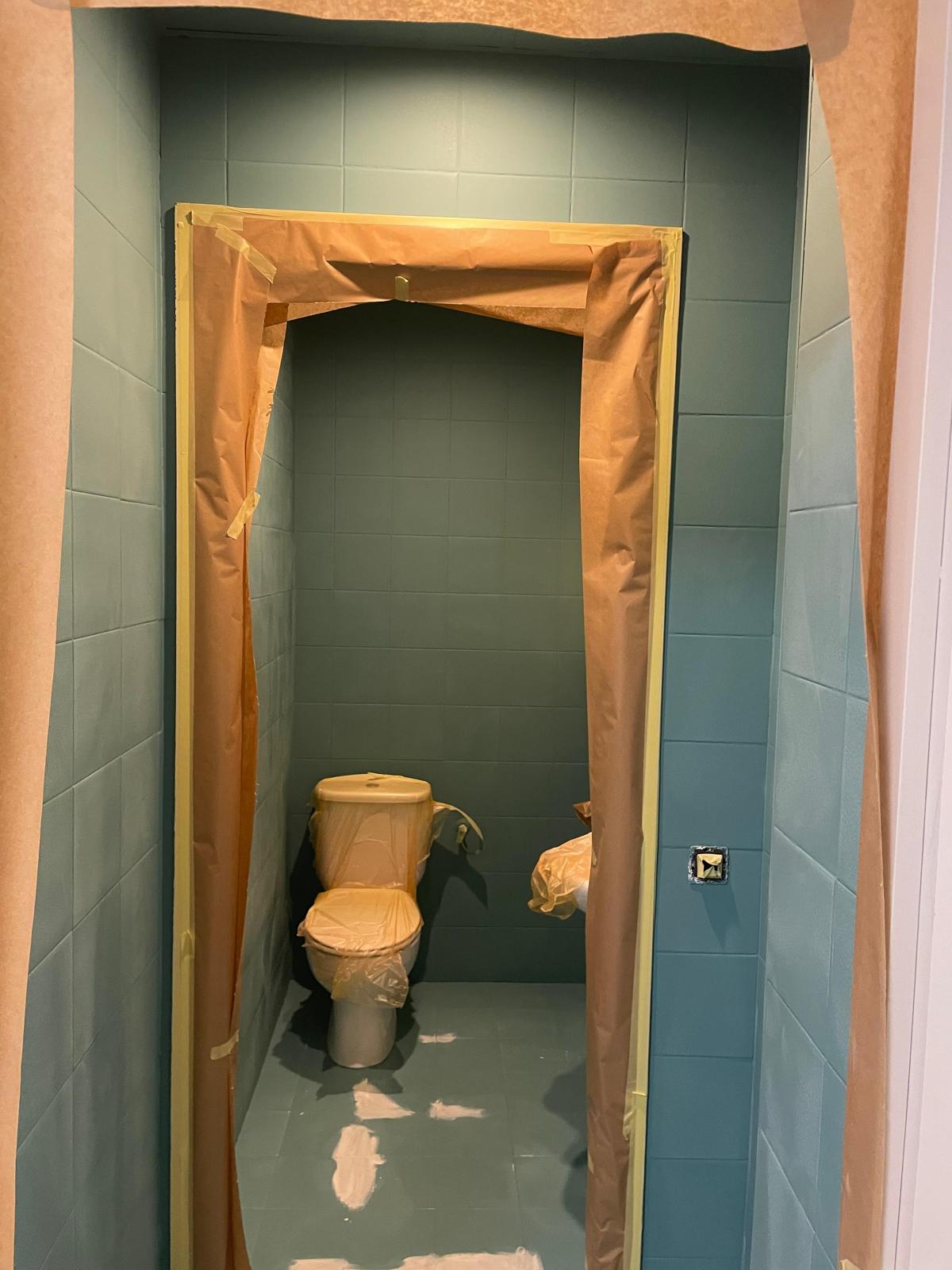 Baño protegido y tapado — Tortosa